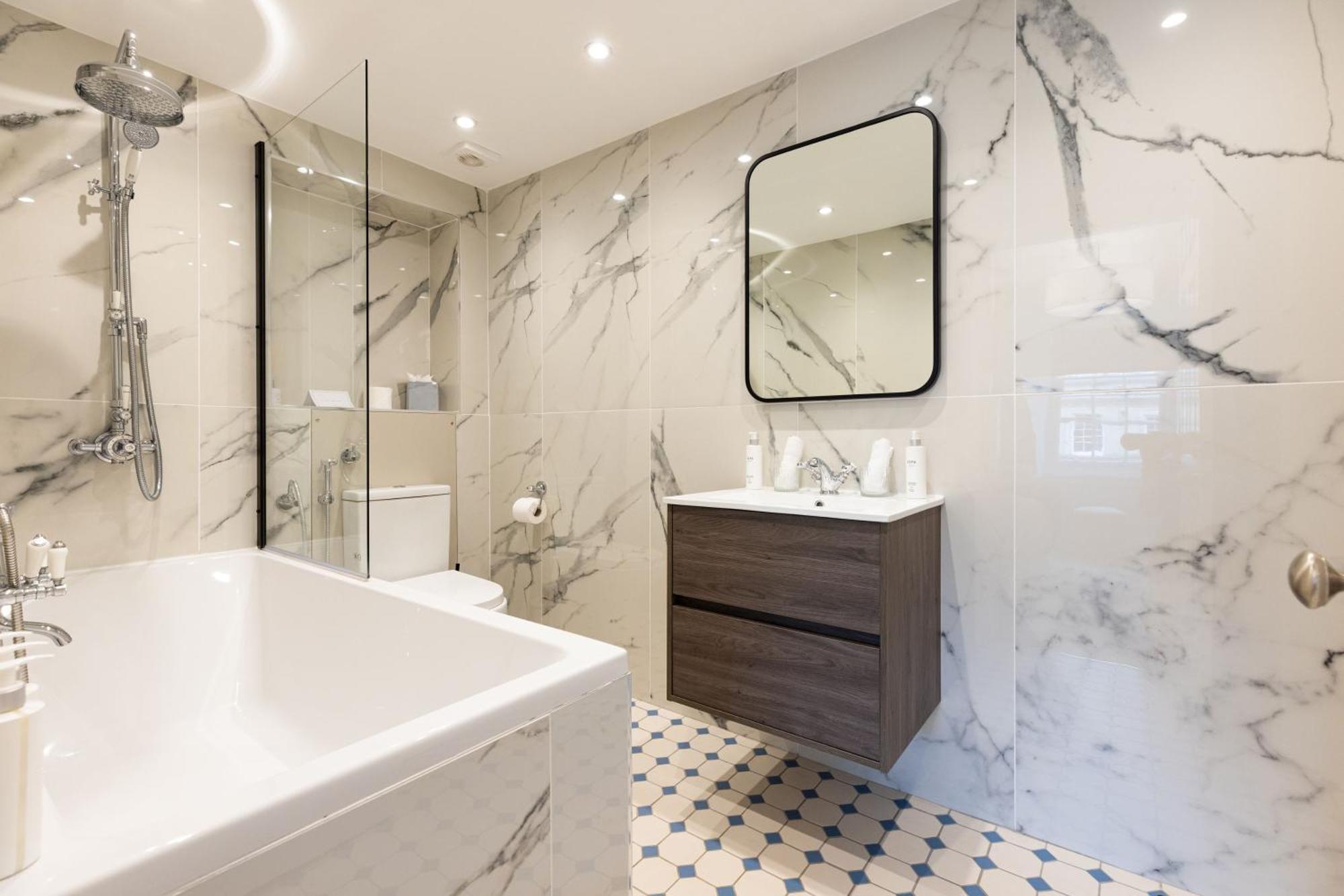 Righ Properties - Luxurious City Centre Three Bedroom Apartment Эдинбург Экстерьер фото