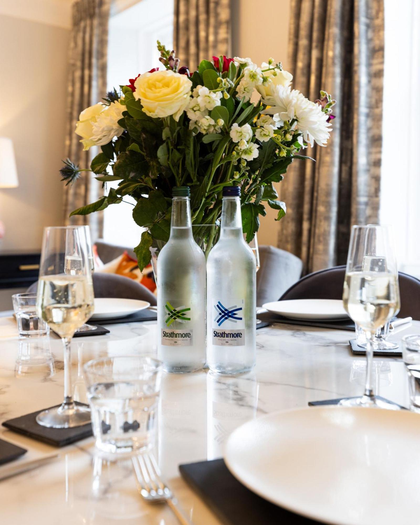 Righ Properties - Luxurious City Centre Three Bedroom Apartment Эдинбург Экстерьер фото